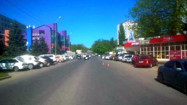 Пешеход-нарушитель попала под колеса иномарки в Пятигорске